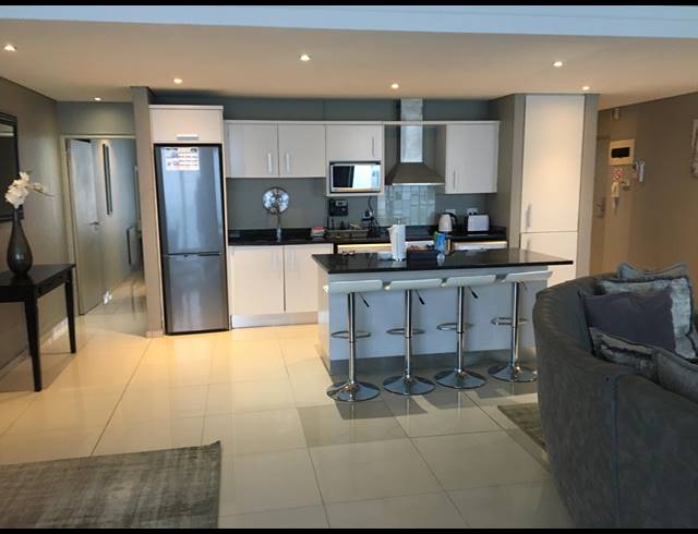 2 BEDROOM APARTMENT FOR SALE IN TABLE VIEW